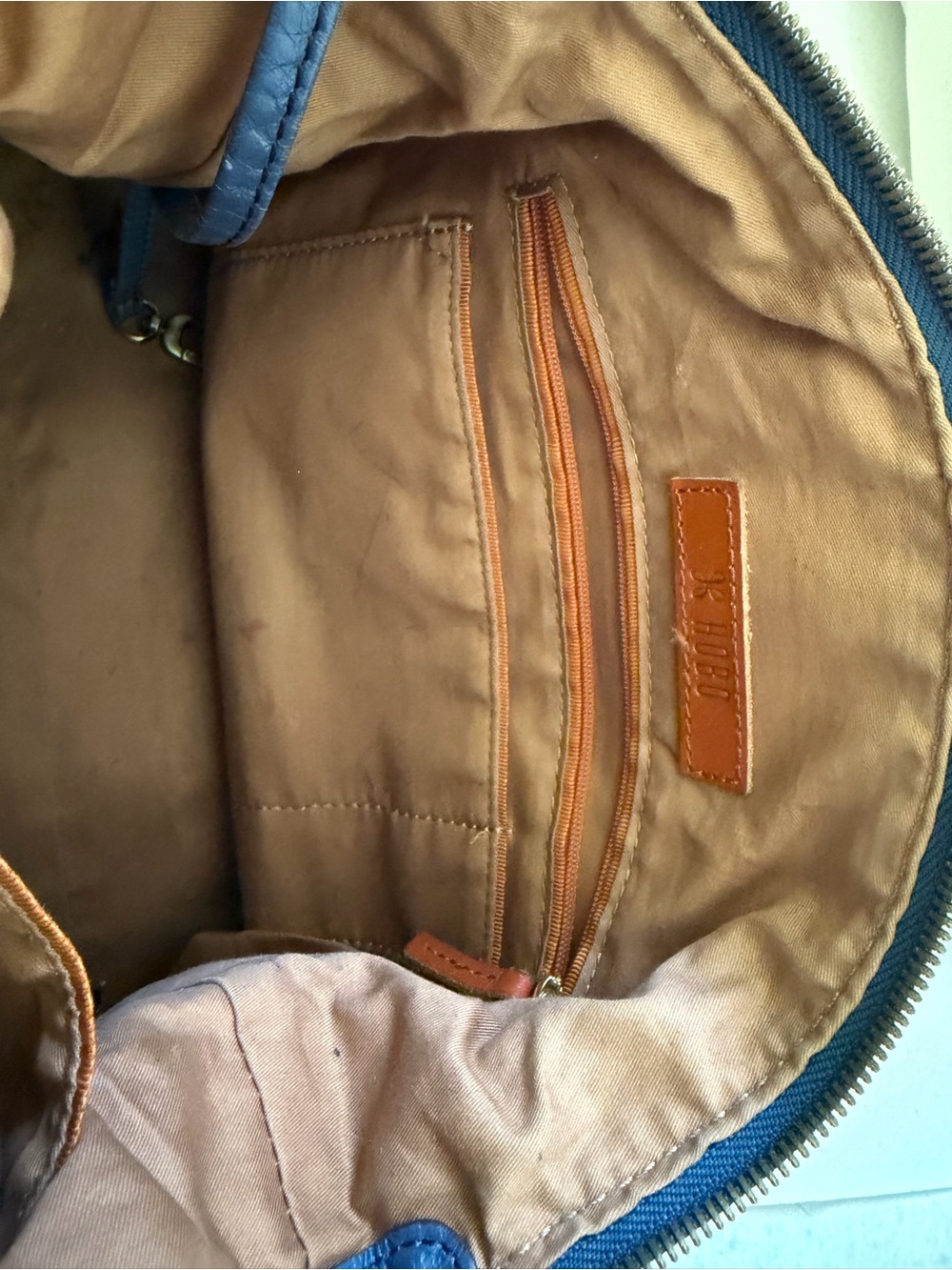 Vintage Hobo Sheila Satchel with Matching Wallet in Polished Dusty Blue - Picture 8 of 11